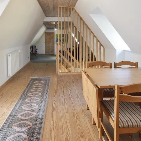 Feriehus Three-bedroom Holiday In Prasto *